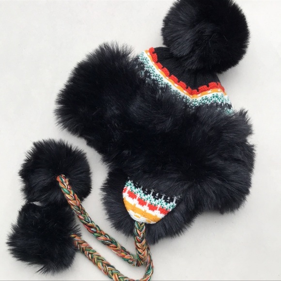Free People Accessories - SOLD!!! Free People x Urban Outfitters Vegan Black Fur Pom Pom Winter Trapper Ha